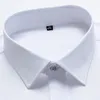 Camisa de vestir básica de rayas elásticas sin hierro clásicas para hombres Camisa de un solo bolsillo de parche de negocios de manga larga de ajuste estándar Camisas de fácil cuidado LJ200925