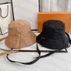 Fashion Bucket Hat Designer Caps Canvas Plaid Letter Cap design för man kvinna svart och khaki alternativ