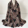 Ny designer kvinnor mode stjärna leopard tryck viskos sjal scarf lady wrap stale foulard muslim hijab mössor strand täcka sarong