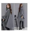 Ponchos 및 Capes 여성 2020 크리스마스 패션 플레어 슬리브 가짜 모피 칼라 겨울 양모 망토 케이프 코트 Poncho 긴 오버 코트