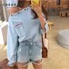 CHEERART Blue Denim Top Off Shoulder Blusa Mujer Bordado Carta Slash Neck Manga larga Blusa suelta Streetwear Ropa LJ200812