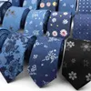 Nya bomullsdoftor för män 7cm blommig fjäder dot blå nack slips för bröllopsfest avslappnat tryck smal slips dagligen slitage gåva y1229