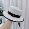 Designers Sunhat Womens Bucket Casquette Straw Luxurys Hat Fashion Designers Caps Chapeaux Hommes Summer Fitted Fisherman Beach Bonnet très bon