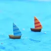 Minyatür tekne mini yelkenli sarı mavi akvaryum süslemeleri malzeme yosun teraryum mikro plaj peyzajı Mediterranean stil fuar6869221