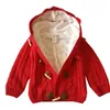 Детские свитера Детские пальто мода твердого цвета кардиган свитер пальто с кнопками детей с капюшоном для мальчиков и девочек кардиганов одежды