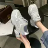 Triple S ins Chaussures Fashion Designer Shoes Trainers White Black Dress De Luxe Sneakers Women running Shoes