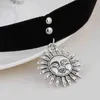 1PCs Vintage Women Gothic The Professional Choker Collane Ragazze Black Velvet Ribbon Retro Collana girocolli a forma di sole