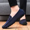 Hommes pois chaussures légers couvre-chaussures mocassins respirant confortable hommes mocassins chaussures en cuir véritable chaussures plates en cuir Nubuck