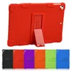 Étui pour iPhone Poignée Support Silicone Souple Antichoc Tablette Pour Apple iPad 12.9 Mini 1 2 3 5 6 mini6 10.2 10.9 10.5 Silicone Souple Couverture de Béquille Arrière de Haute Qualité