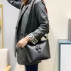 HBP كلاسيك المرأة الليتشي الحبوب حقائب crossbody واحدة الكتف لينة دلو حقيبة المألوف مهرج حقائب اليد محفظة 20P81256