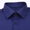 Plus Duży rozmiar 8XL 7XL 6XL 5XL Mens Business Casual Długą Rękawów Koszula Klasyczne Białe Czarne Dark Blue Male Social Dress Shirts 201124