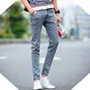 Nouveau Style Coréen Hommes Jeans Gris Slim Skinny Homme Biker Jeans avec Fermetures À Glissière Designer Stretch Mode Pantalons Décontractés Crayons Pantalon T200614