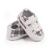 Nouveau-né bébé chaussures garçons et filles sport classique toile souple multicolore premier marcheur loisirs chaussures bébé baptême chaussures