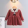 Grande Qualité Bébé Filles Tricoté Princesse Robes Printemps Automne Lettres Imprimé Enfants À Manches Longues Robe Enfants Bowknot Robe 1-6 Ans