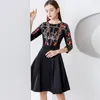 Women's Runway Dress O Neck 3/4 Sleeves Embroidery Bodice Patchwork Fashion Autumn Dresses