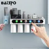 BAISPO Portaspazzolino ad adsorbimento magnetico Tazza rovesciata Montaggio a parete Detergente per bagno Portaoggetti Accessori per il bagno Set LJ201204