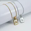 Gold Silber 26 Anfangsbuchstaben A bis Z Alphabet-Anhänger Edelstahl personalisierte Namens-Quadrat-Charme-Halskette mit Kette echte Muschel für verliebte Paare
