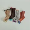 Herbst Baby Jungen und Mädchen Retro Mode Socken 2020 Kinder gekämmte Baumwolle Allgleiches Socken 4 Paar LJ201019