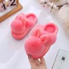 Crianças inverno chinelos infantil bebê bola bola macio pelúcia plush flush slipper home bowtie sapatos para crianças meninas 220208