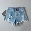 Mode Fransen zerrissene Loch gewaschene hellblaue Denim-Shorts Frauen Sommer schwarz lässig hohe Jeans heiß Y200822w5b5 {Kategorie}