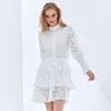 TWOTWINSTYLE couleur unie broderie dentelle été femmes robe à manches longues taille haute robes blanches femme 2021 femmes robes nouveau Y0118