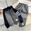 Tuta sportiva per bambini di alta qualità cappotto cardigan con cappuccio a righe luminose da notte + pantaloni sportivi cappotto per ragazzi vestito pollover set da 2 pezzi K10175