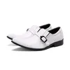 Chaussures habillées 2021 hommes blancs en cuir Banquet fête à la main Oxfords grande taille hommes chaussures mariés mariage Brogues1