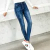 Jeans per le donne a vita alta Plus Size ammorbidente a figura intera Skinny Femme Pencil Denim Pants Mom Jeans LJ201030