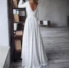 Simple crêpe Boho plage robes de mariée encolure dégagée manches longues haut bas boutons couverts grande taille robe de mariée Robes de mariee