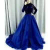 2020 Långärmade muslimska kvällsklänning High Neck Royal Blue Velvet Vestidos Largos Islamic Dubai Kaftan Saudiarabiska Boho Prom Klänningar