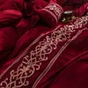 Роскошный красный фиолетовый зеленый серый синий розовый розовый зимний флисовой ткань кружева вышивка постельное белье установлен фланель одеяло крышка кровать простыня наволочка 201021