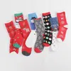 Chaussettes de Noël en coton pour hommes et femmes, fournitures de fête, personnalité, dessin animé, chaussettes chaudes d'hiver, chaussettes de sport extensibles, cadeau de noël