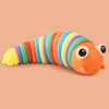 Novely Slugs Fingertip Snails Slugs Plastic Regenboog Bug Speelgoed Decompressie Vent Toys Children's Educatief