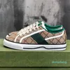 50% av populärt 1977 Designer Skor Försäljning För Man Kvinnor Kanfas Sneaker Gridgrön Röd Stripe Vit Casual Trendy Platform Nyaste Fritids