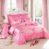 Pink Silk Satin broderad jacquard sängkläder set bröllop hem textil lyxig täcke täcker romantisk spets prinsessor sängskede1