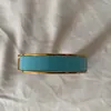 Hoge kwaliteit designer ontwerp Bangle roestvrij staal gouden letter gesp armband mode-sieraden houden van armbanden voor mannen en vrouwen