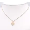 2020 Edelstahl-Herz-Halskette kurzer weiblicher Schmuck 18k Gold Titan Pfirsichherzhalskettenanhänger für Frau