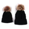 패션 부모 - 어린이 pom pom beanie 9 색 겨울 따뜻한 모방 너구리 모피 니트 모자 야외 따뜻하게 유지 보아 모자 M093