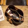 Merk luxe ontwerp vintage bucket tas 2022 dames mode retro stijl een schouder crossbody tassen bedrukte kleur handbag220l