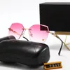 7424 Solglasögon för kvinnor mode wrap solglasögon ramlös beläggning UV -skyddslins kolfiber ben sommarstil toppkvalitet 742730