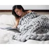 Вязание броска одеяла прядь вязаная одеяло с ручной одетой теплый коренастый вязаный вязаный дешевый одеял толстый громоздкий диван LJ200819