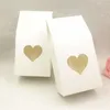 16 * 8 * 5cm Cookies Noix Sacs d'emballage cadeau Stand Up Boîtes en papier Kraft avec forme de coeur Boîtes de sac cadeau transparentes transparentes avec fenêtre