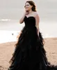 Cheap Gothic Black Wedding Dresses A Line Sweetheart Summer Beach Boho Organza Tiered Ruffles Floor Length Formal Plus Size Bridal4040109