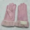 ヨーロッパとアメリカの手袋の女性の秋の冬のタッチスクリーンぬいぐるみと濃厚な暖かい手袋254e
