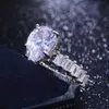 10CT Big Simulated Diamond Ring Vintage Jewelry Unique Cocktail Pear Cut White Topaz Gemstones Bröllopsledningsringar för kvinnor300k