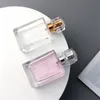 2021 Groothandel 30 ml vierkante glas parfum fles cosmetische lege fles dispensing mondstuk spuitflessen opp pakket