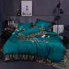 Verde Rosa Grigio Viola Rosso Lusso 60S Cotone egiziano Set di biancheria da letto con ricamo in pizzo Copripiumino Lenzuolo / Federe di lino T200706