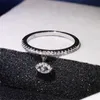 Enkla modesmycken 925 Sterling Silver Pave Vit Safir CZ Diamant Ädelstenar Löfte Vinkelöga Populär Kvinnor Bröllopsring Present