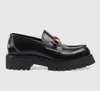 Оптовая туфли Sole Sole Loafer Обувь Женщины на мокасинах Lady Comfort Walking Flats Вышивая пчело