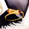 Voller Diamant-Manschettenarmreif, 18 Karat vergoldet, Love-Damenarmband, modische Edelstein-Charme-Armbänder, Armreifen, Pochette-Bijoux-Accessoires mit Schmuckbeuteln im Großhandel